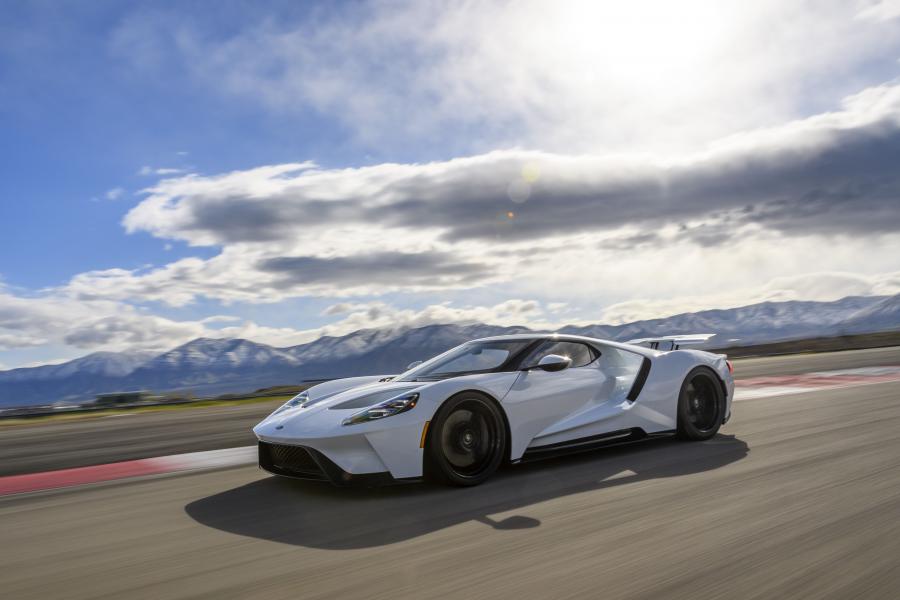  Ford GT 2017 года  (фото 30 из 65)